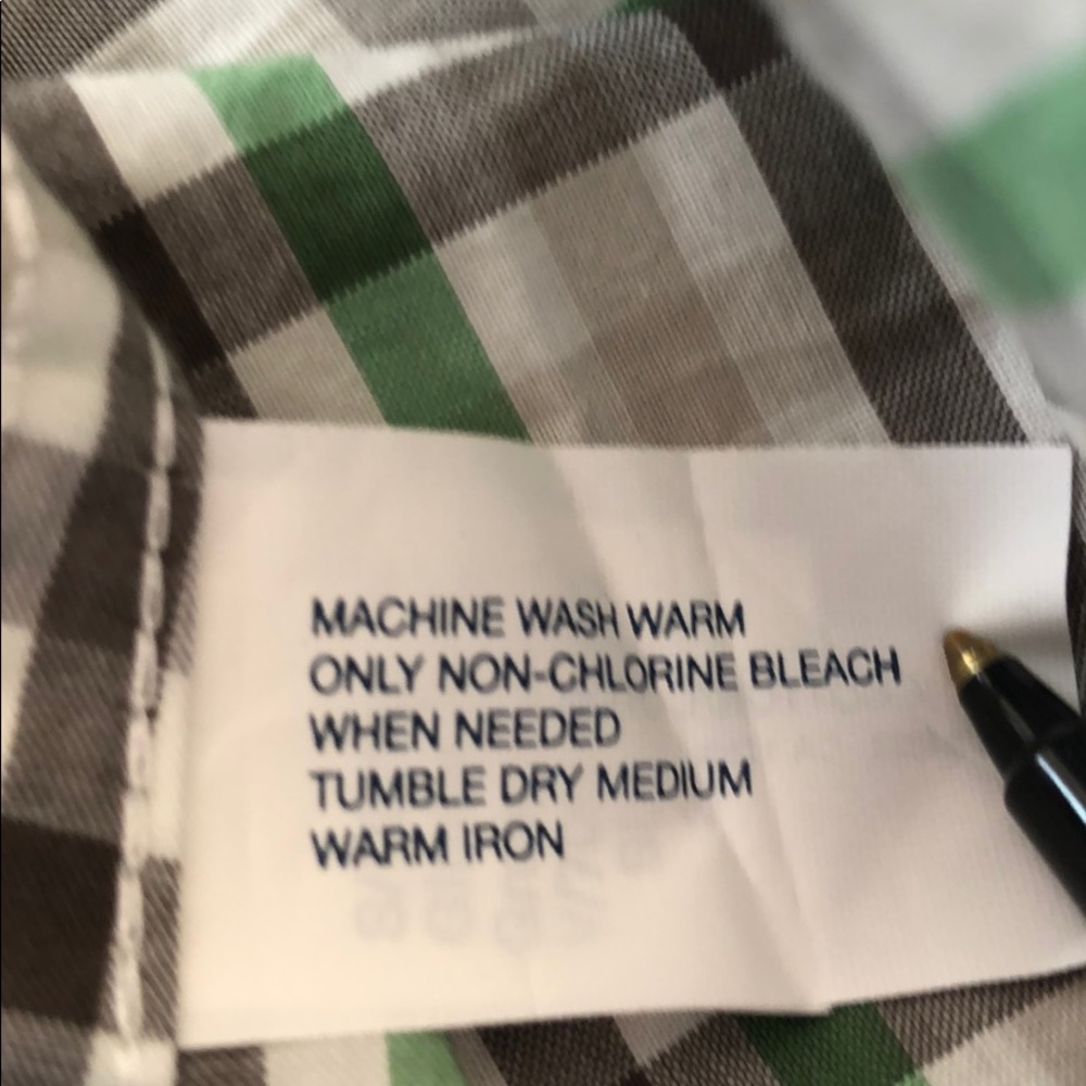 NWT Gap Men’s Button Down Shirt - Picture 5 of 6
